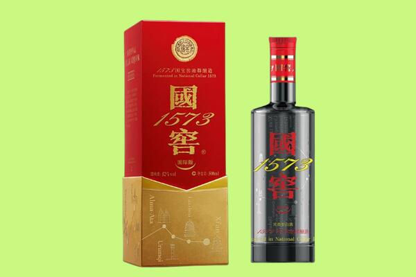乌拉特后旗回收国窖1573.jpg